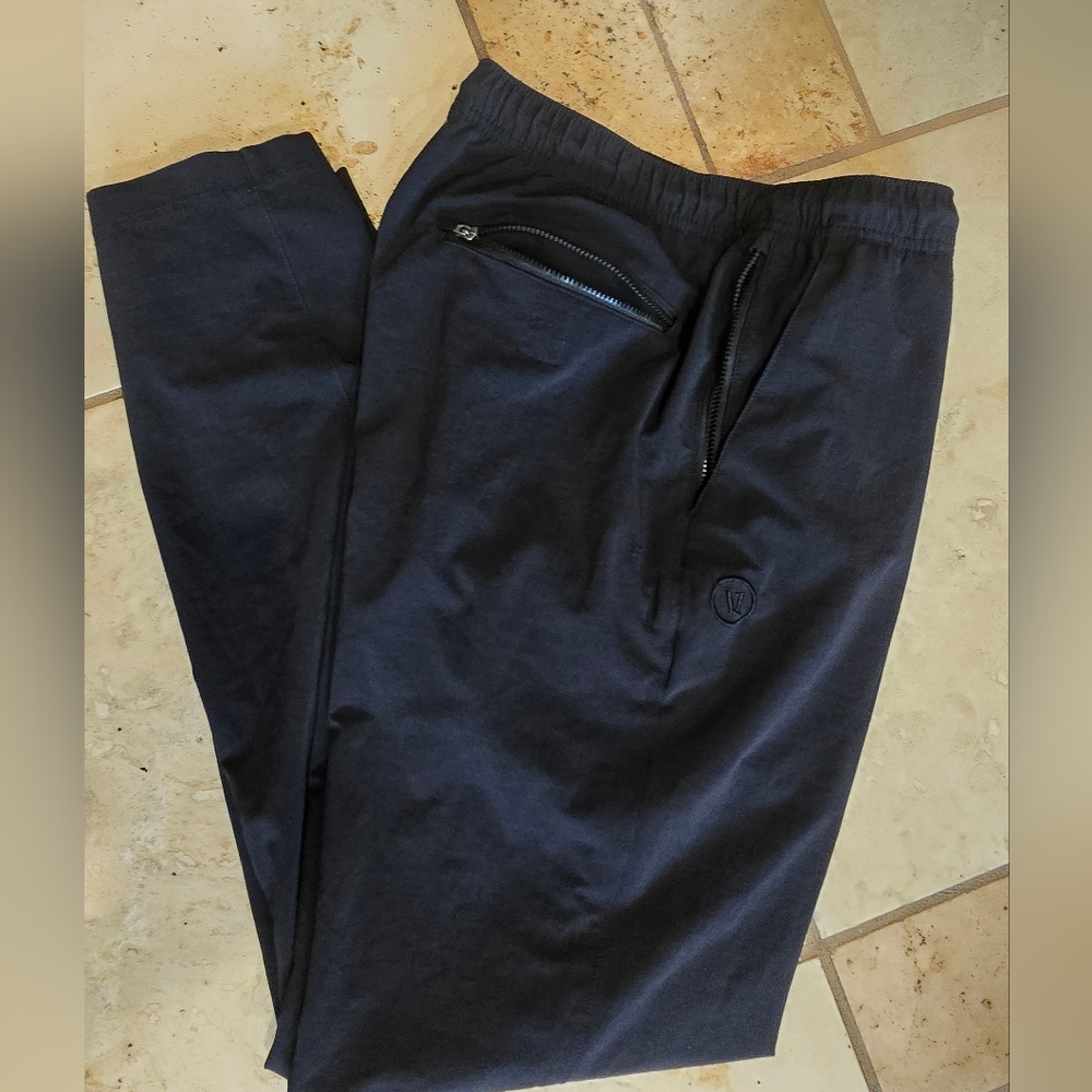 Vuori Men's Black Pants